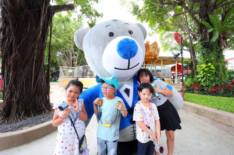 IMAGE - 827
