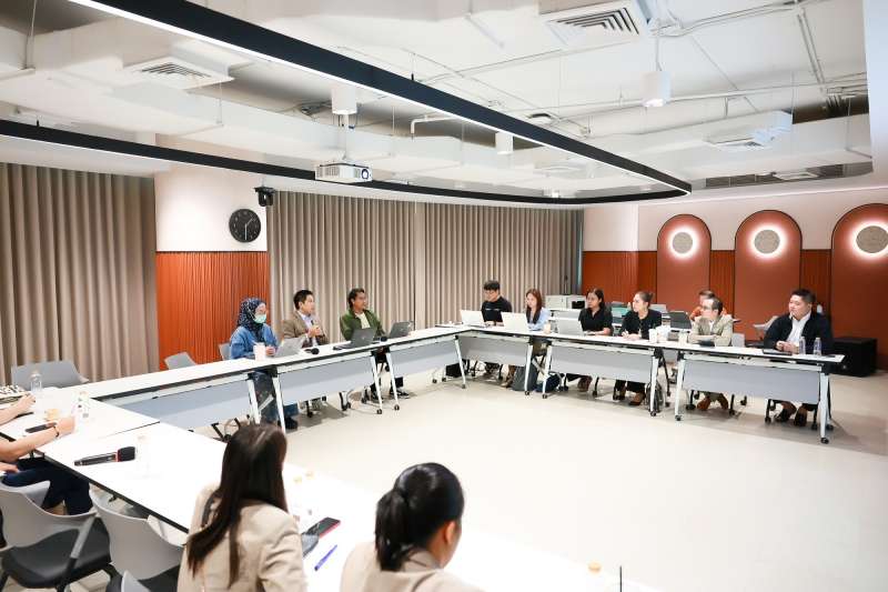 IMAGE - 4866